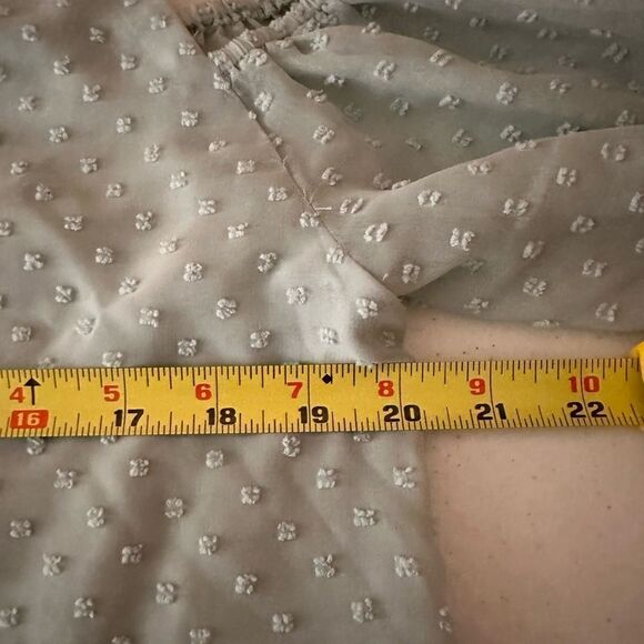 Krazy Kay light green chiffon off the shoulder blouse - Picture 8 of 11